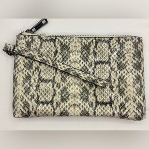 a new day Black and Cream Snakeskin Wristlet